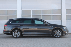 Volkswagen Passat Variant 2.0 TDI 150pk DSG R-Line Business + - Afbeelding 3
