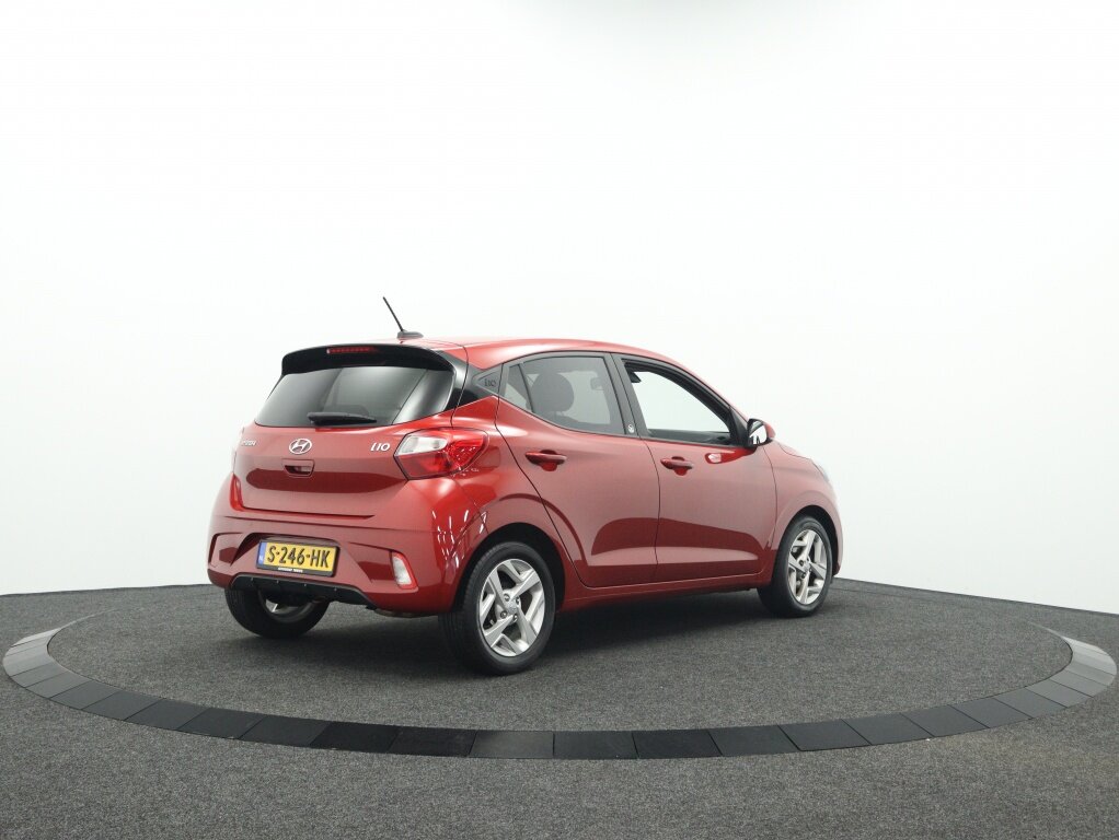 Hyundai i10 1.0 Comfort 30 Jahre | Carplay navigatie | Stoelverwarming | Cru - Afbeelding 2