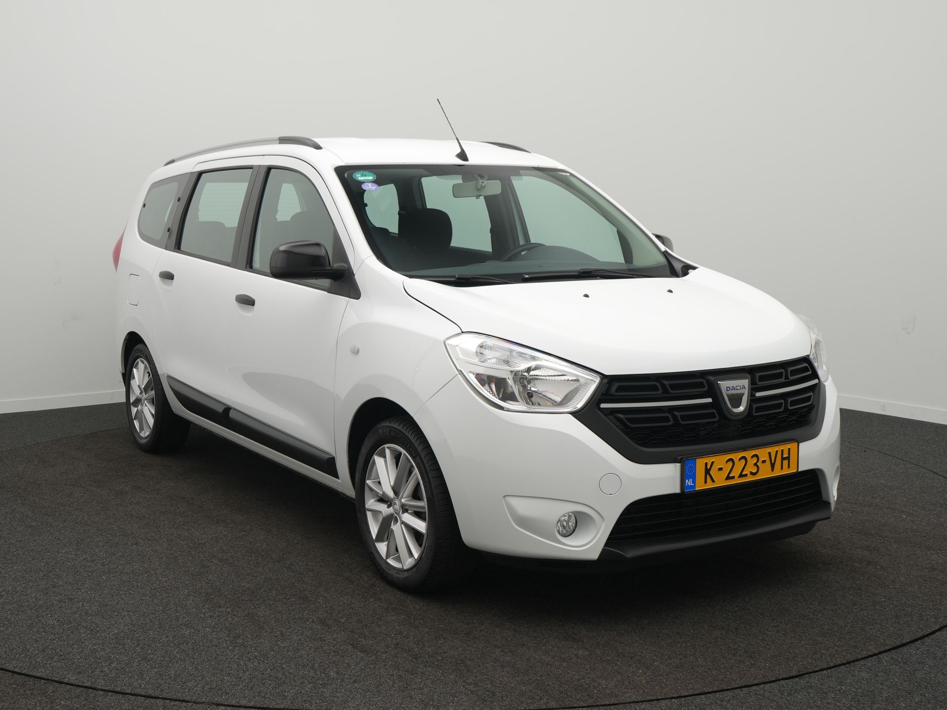 Dacia Lodgy TCe 130 Comfort - Occasion Lease vanaf €514 p/m - Afbeelding 3
