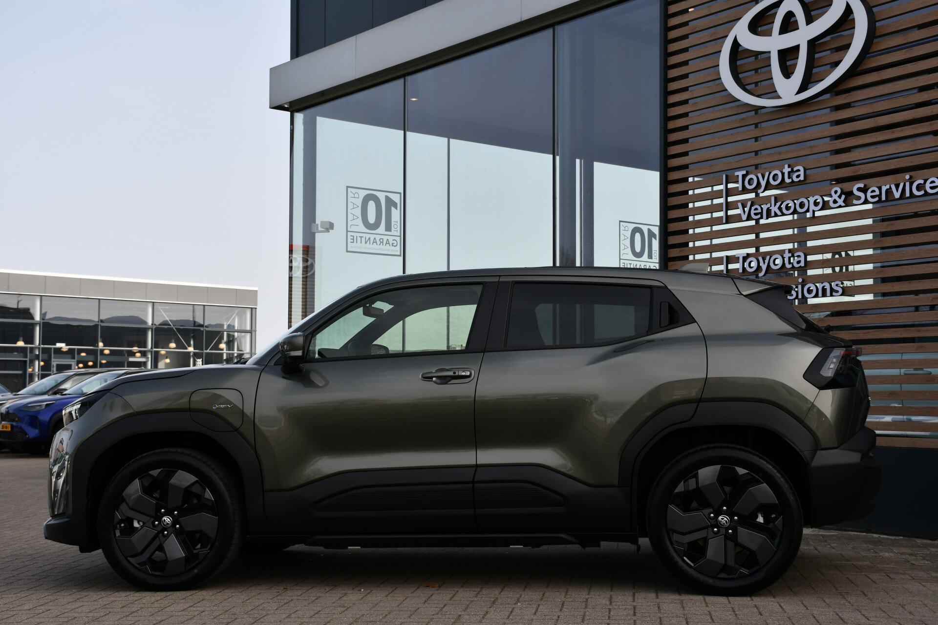 Toyota Urban Cruiser Executive 61 kWh Automaat 174pk - Afbeelding 5