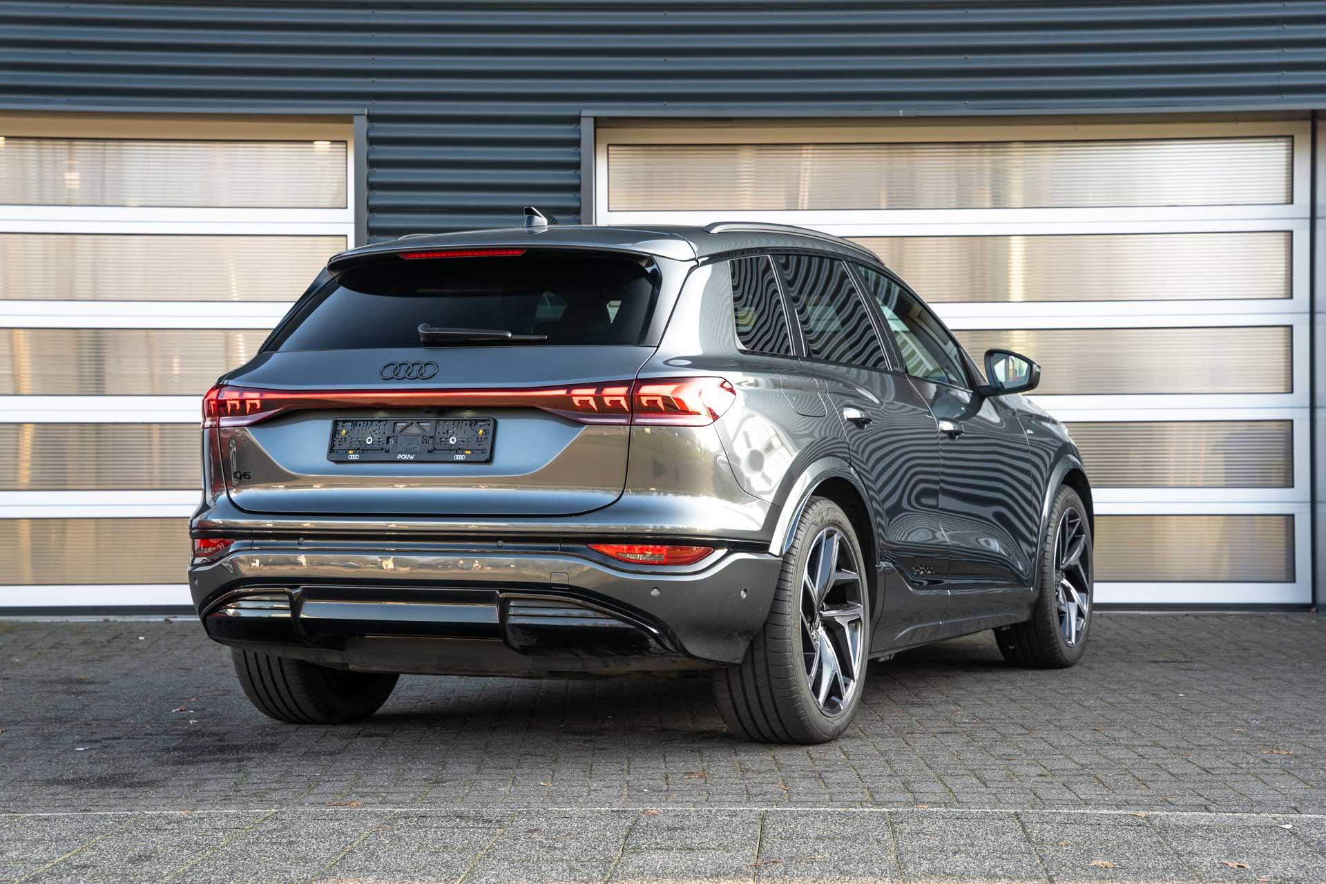 Audi Q6 e-tron 252pk S edition 83 kWh - Afbeelding 2