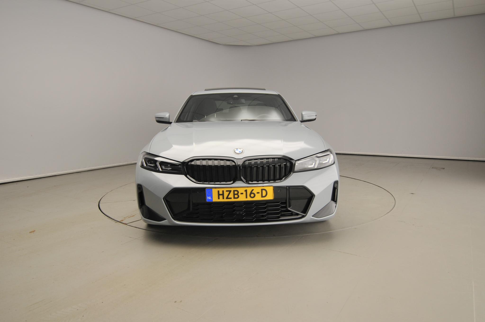 BMW 3 Serie Sedan 318i - Afbeelding 5