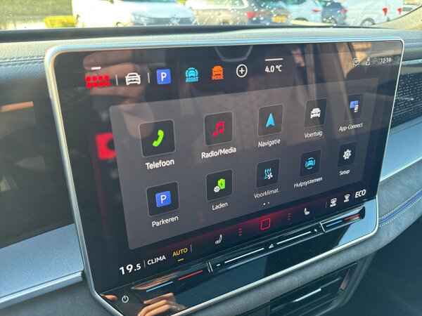 Apple Carplay/Android Auto