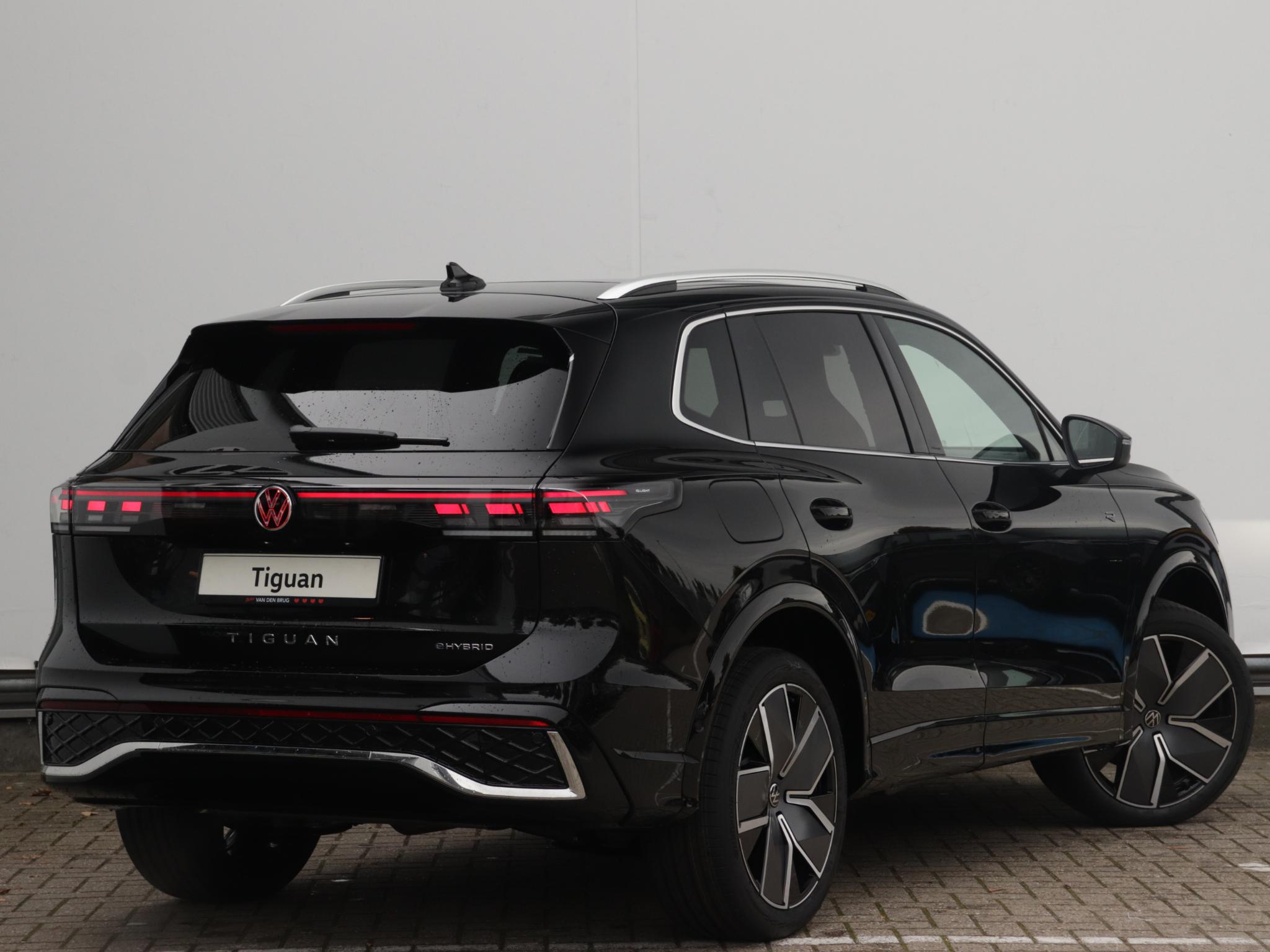 Volkswagen Tiguan R-Line-Edition 1.5 eHybrid 200 kW / 272 pk SUV 6 v - Afbeelding 4