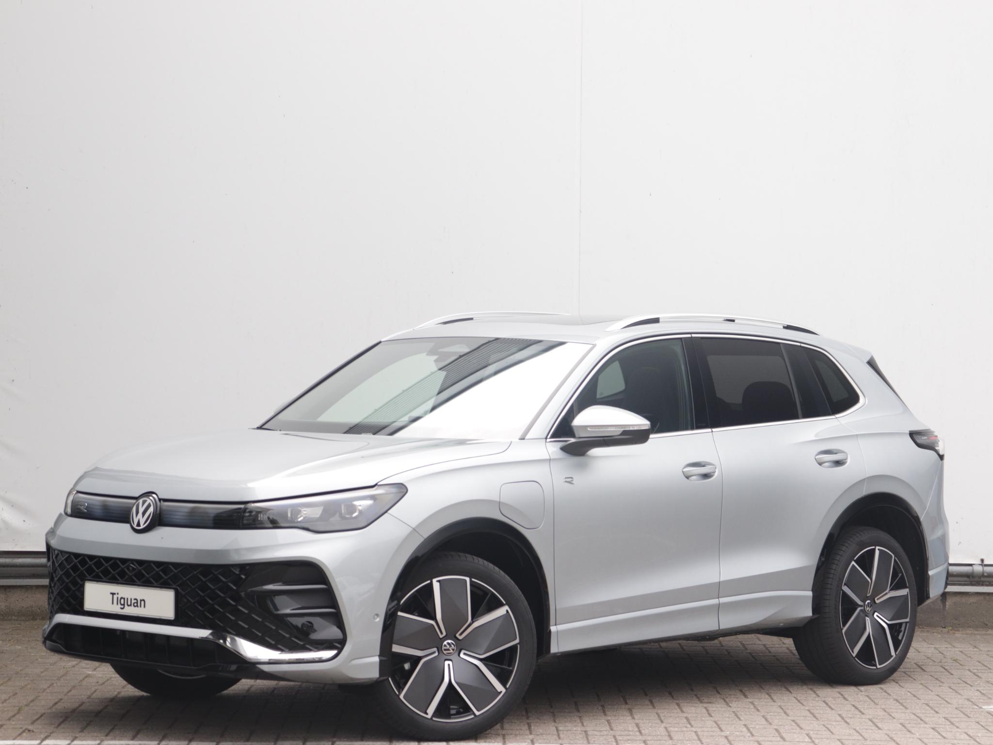 Volkswagen Tiguan R-Line-Edition 1.5 eHybrid 200 kW / 272 pk SUV 6 v