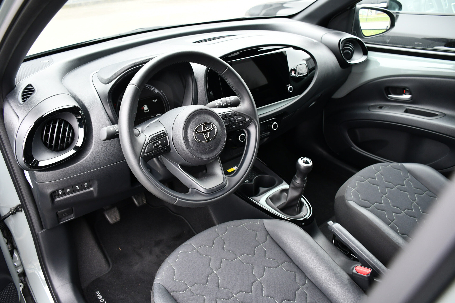 Toyota Aygo X 1.0 VVT-i MT Envy 72pk - Afbeelding 2