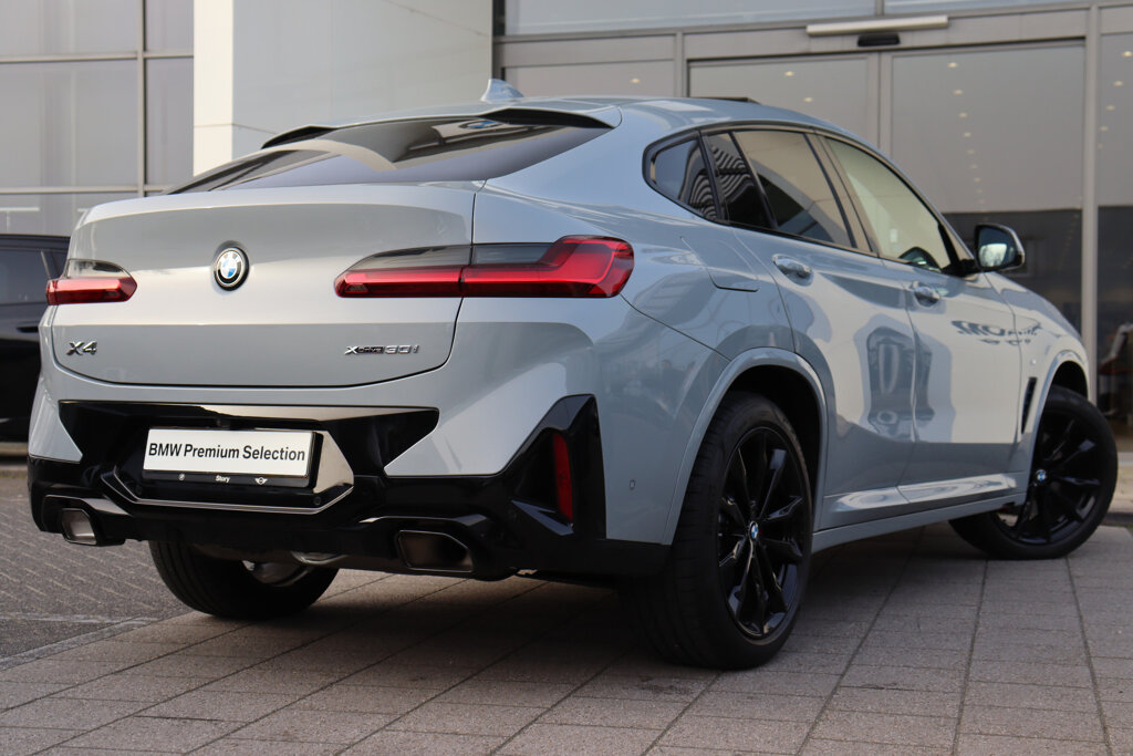 BMW X4 11