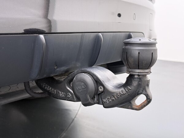 Elektrisch uitklapbare trekhaak Elektrisch uitklapbare trekhaak