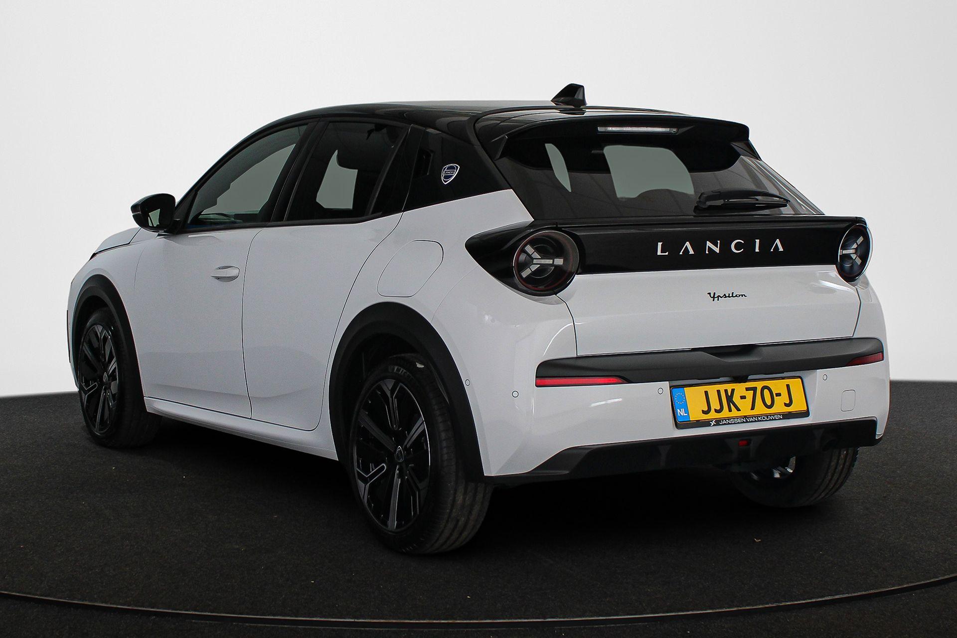 Lancia Ypsilon 1.2 Turbo Hybrid HF Line - Afbeelding 4