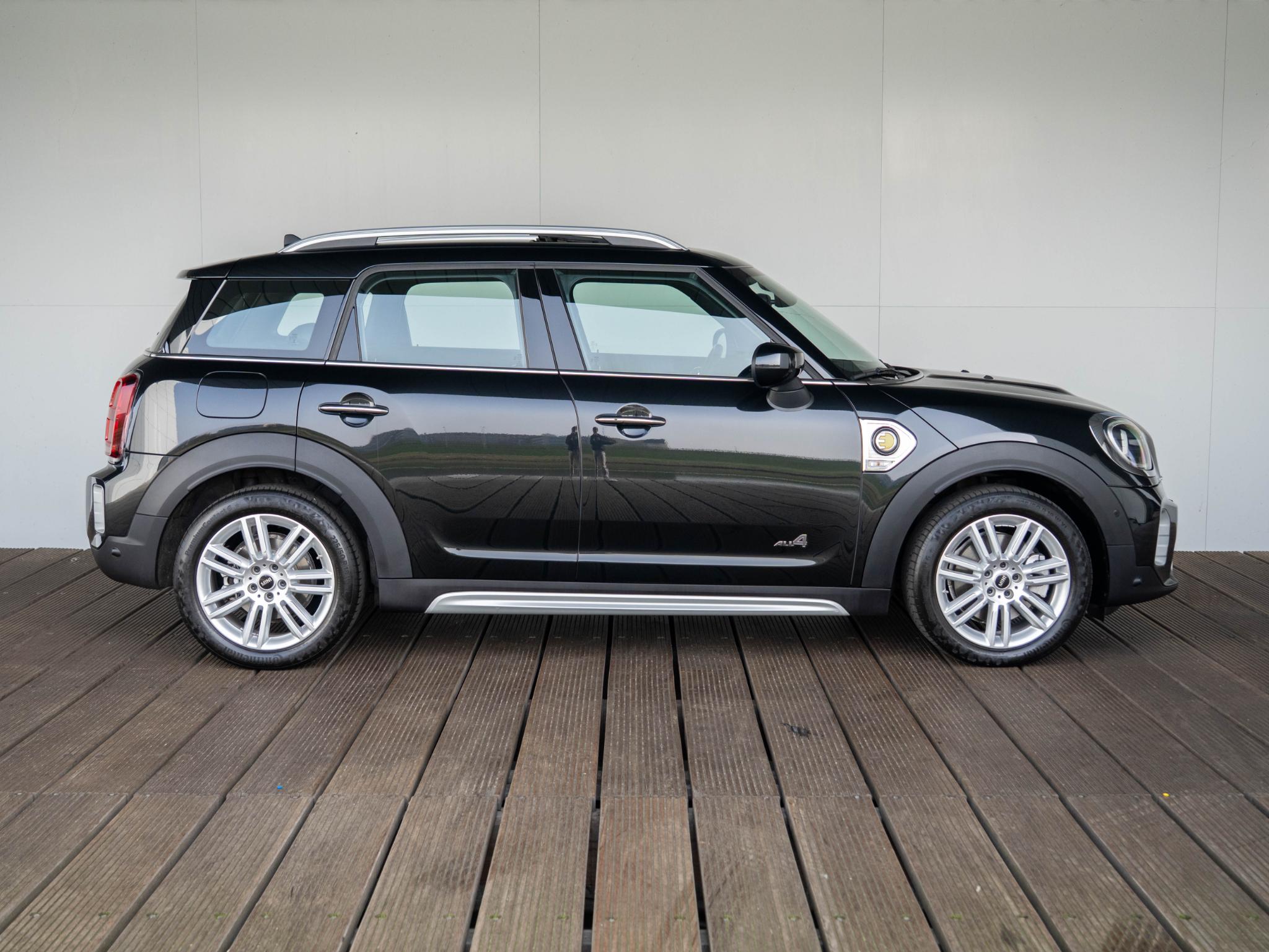 MINI Countryman Cooper SE ALL4 Classic - Afbeelding 4