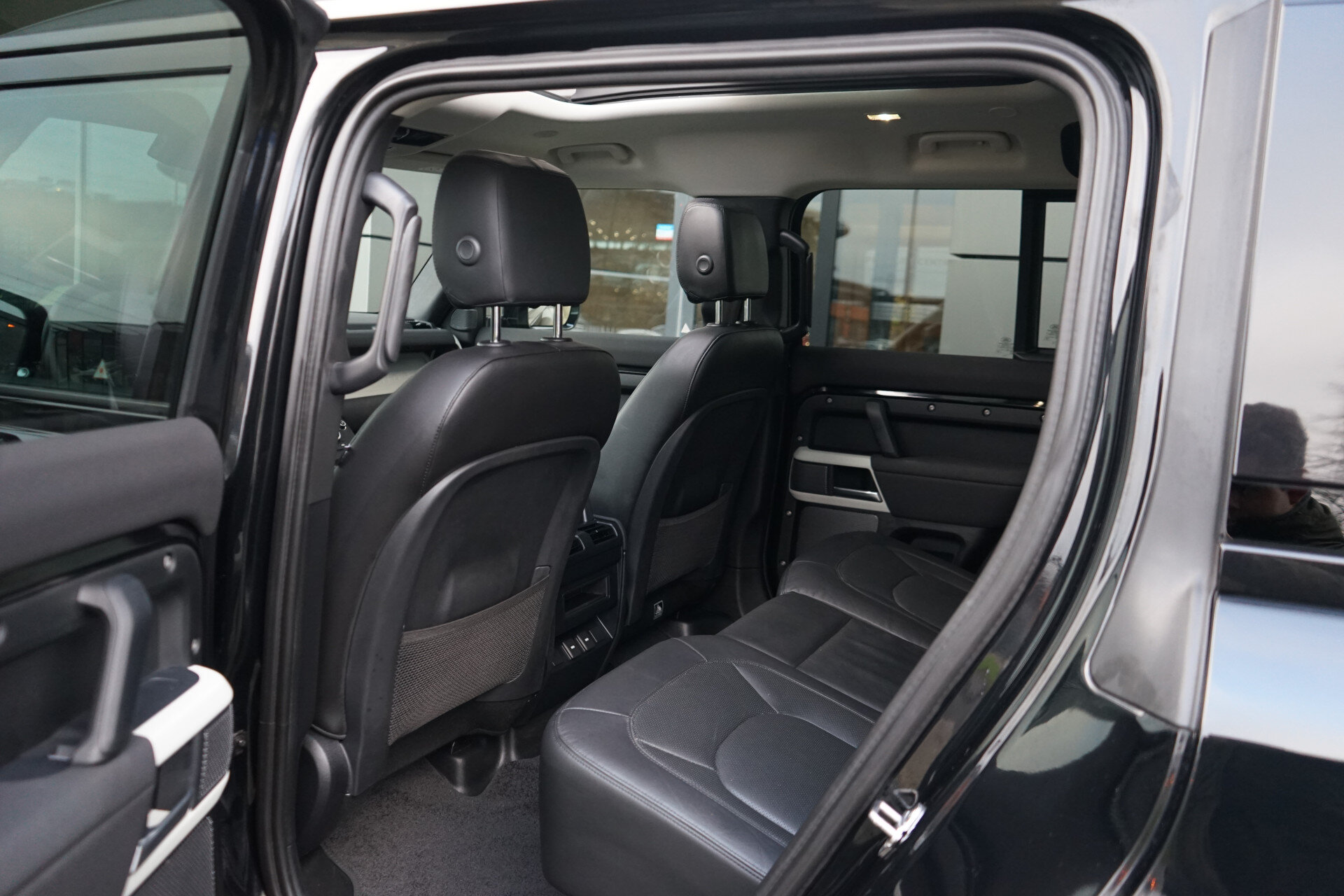 Land Rover Defender 110 2.0 P400e 110 SE - Afbeelding 5