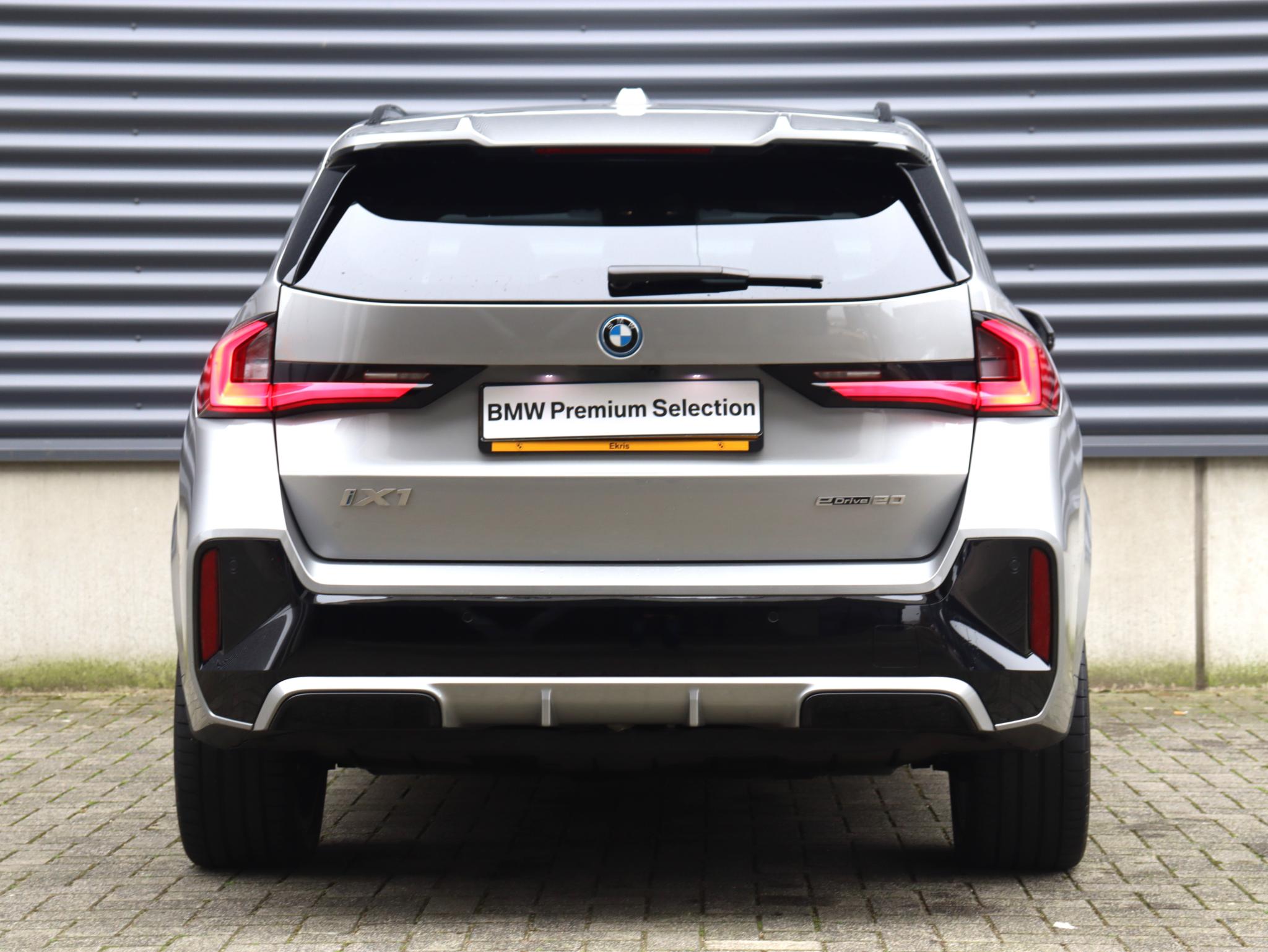 BMW iX1 eDrive20 - Afbeelding 4