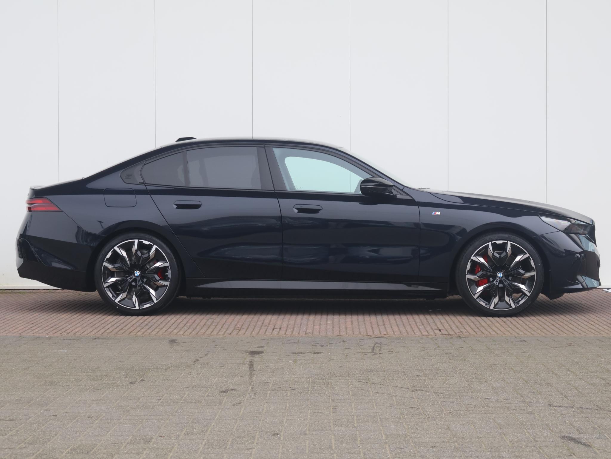 BMW i5 M60 xDrive - Afbeelding 4