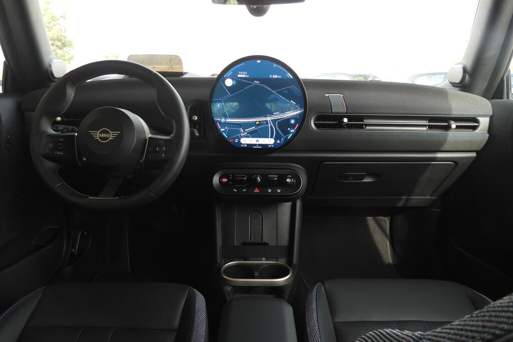 MINI Cooper Cabrio 4