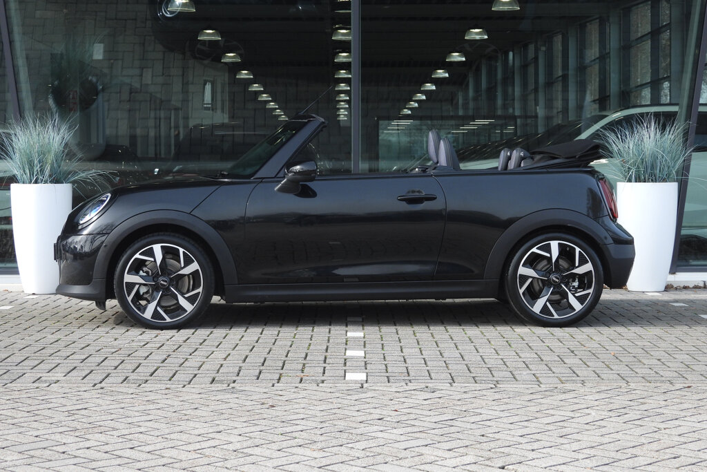 MINI Cooper Cabrio 6