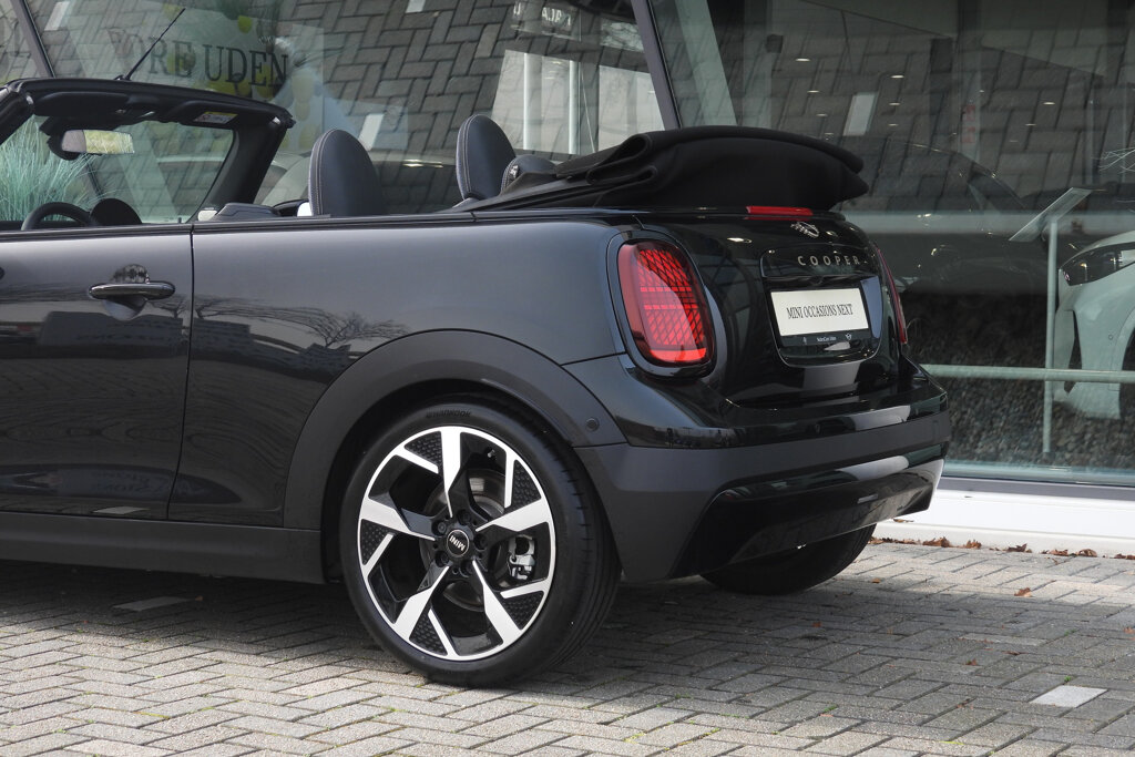 MINI Cooper Cabrio 22