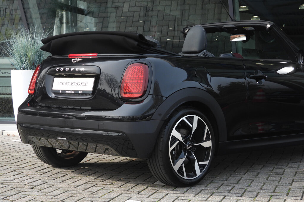 MINI Cooper Cabrio 26