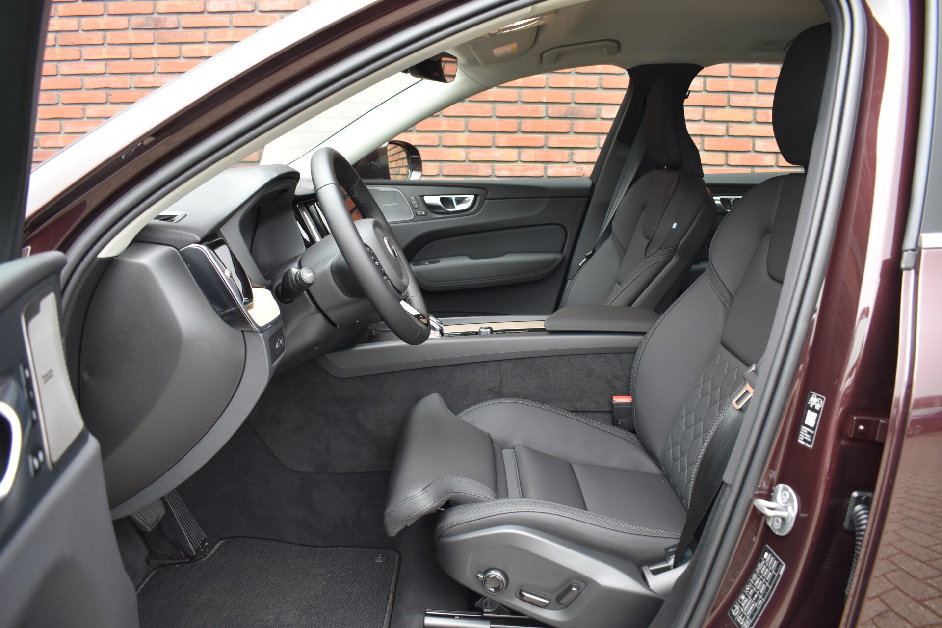 Volvo XC60 T6 350PK Plug-in hybrid AWD Plus Bright - Afbeelding 4