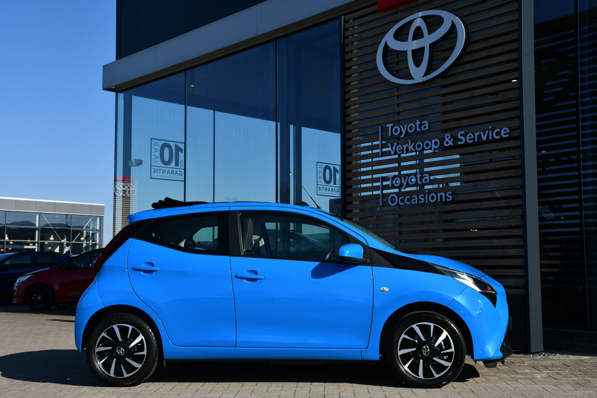 Toyota Aygo 1.0 VVT-i x-play Handgeschakeld 72pk - Afbeelding 3