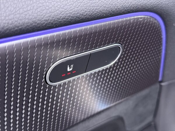 Verwarmde bestuurders- en voorpassagiersstoelen