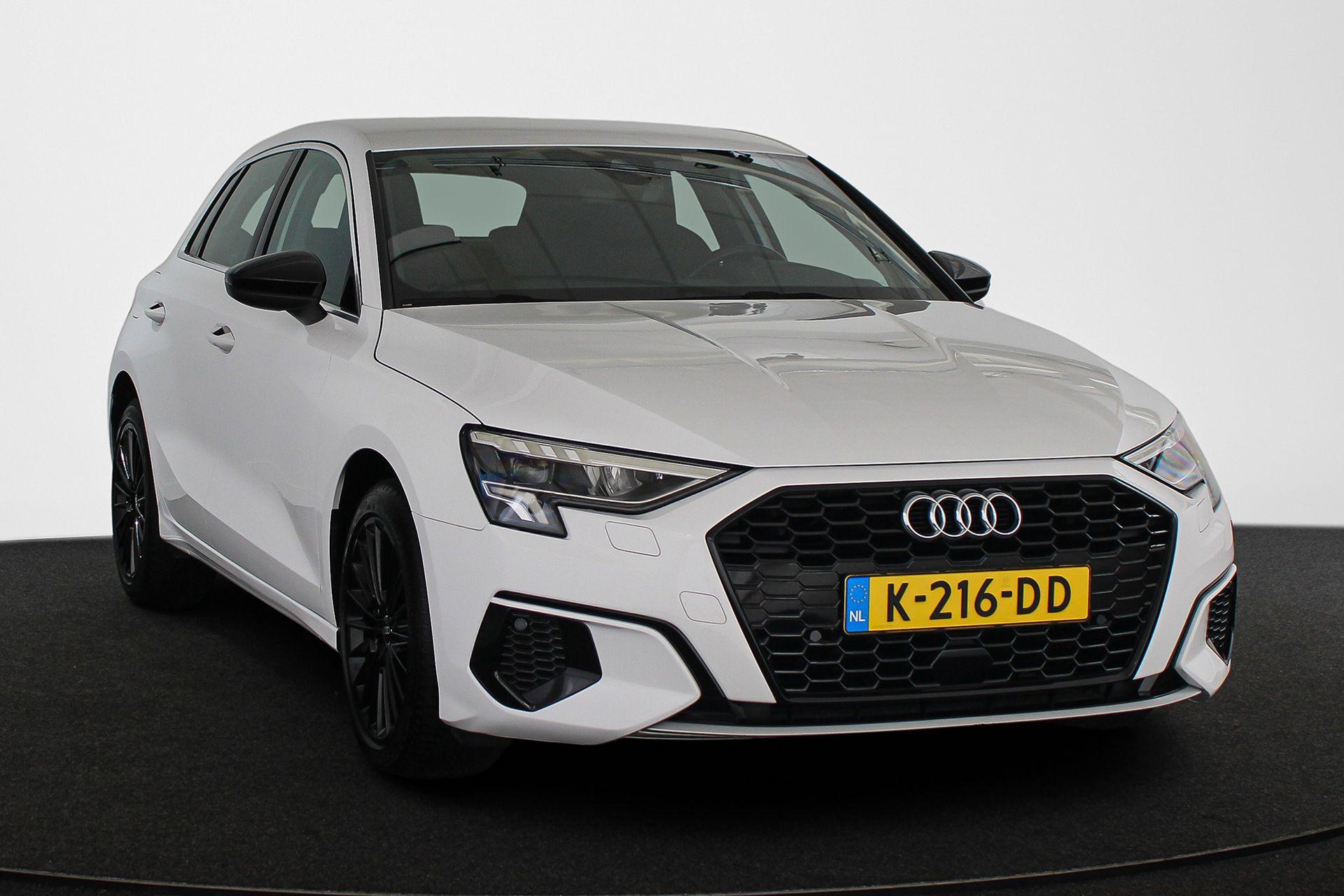 Audi A3 Sportback 30 TFSI Business edition - Afbeelding 2