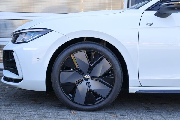 lichtmetalen velgen 6-spaaks 19"