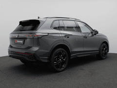 Volkswagen Tiguan 1.5 eHybrid R-Line Edition 272PK DSG Pano-Schuifdak, Black Style - Image 4