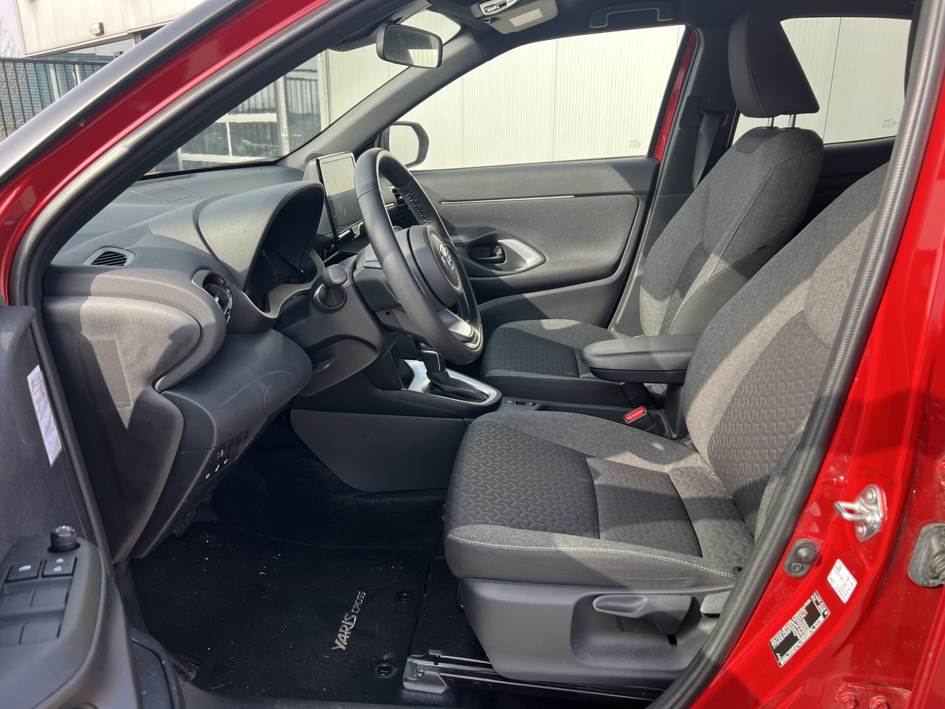 Toyota Yaris Cross 1.5 Hybrid Dynamic - Afbeelding 4