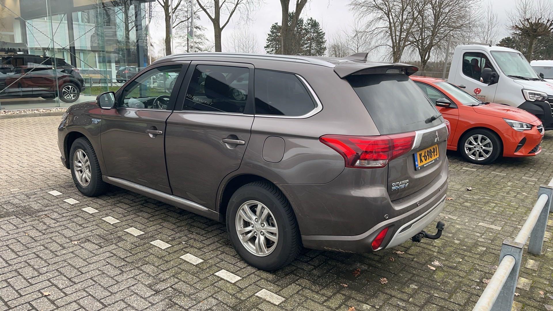 Mitsubishi Outlander 2.4 PHEV Pure - Afbeelding 3