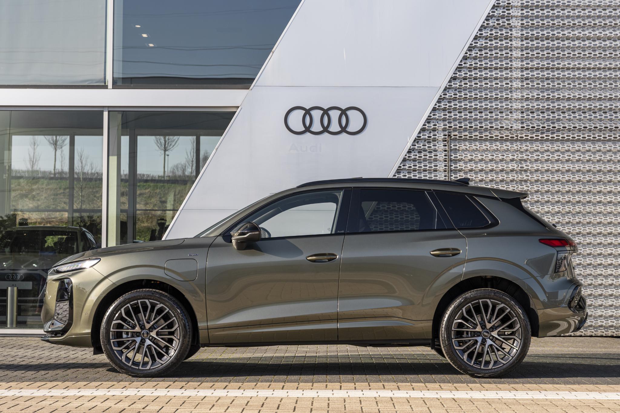 Audi Q3 S edition e-hybrid 200 kW / 272 PK SUV 6 versn. S- - Afbeelding 4