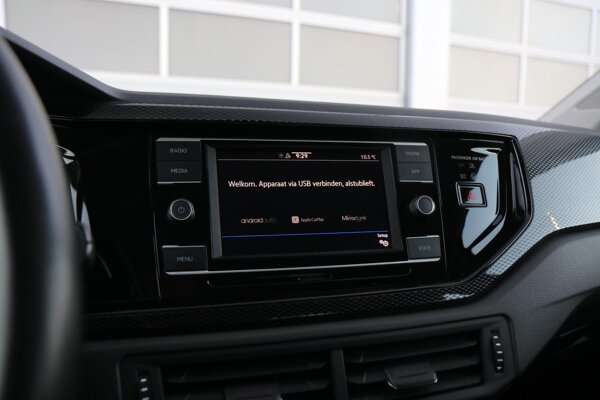 Apple Carplay/Android Auto