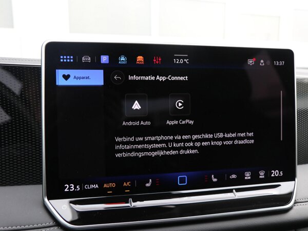 Apple Carplay/Android Auto