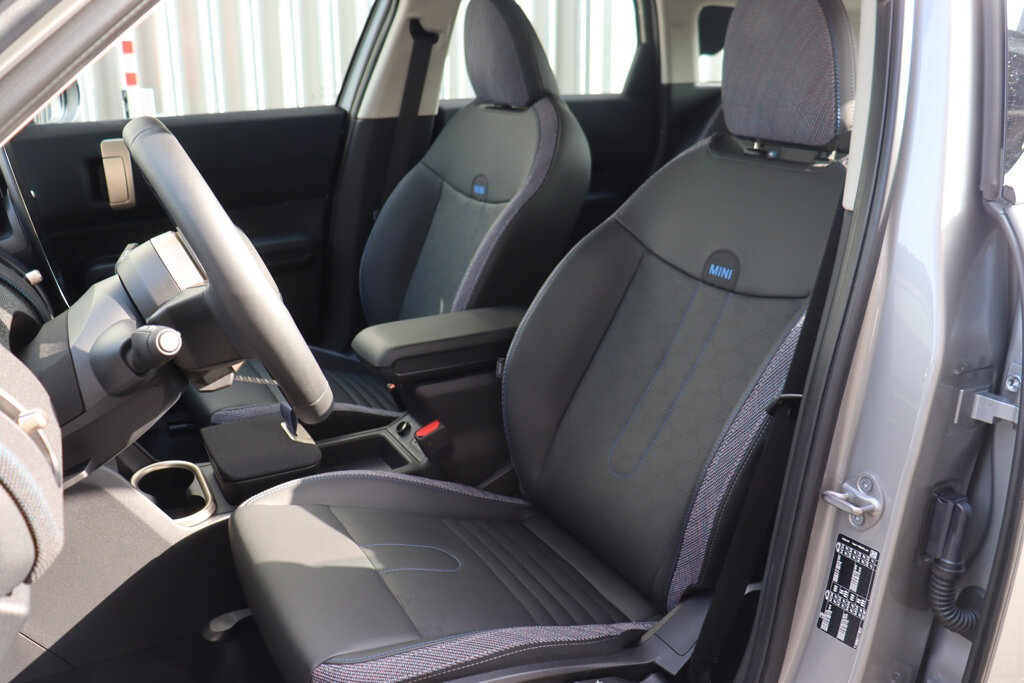 MINI Countryman 4