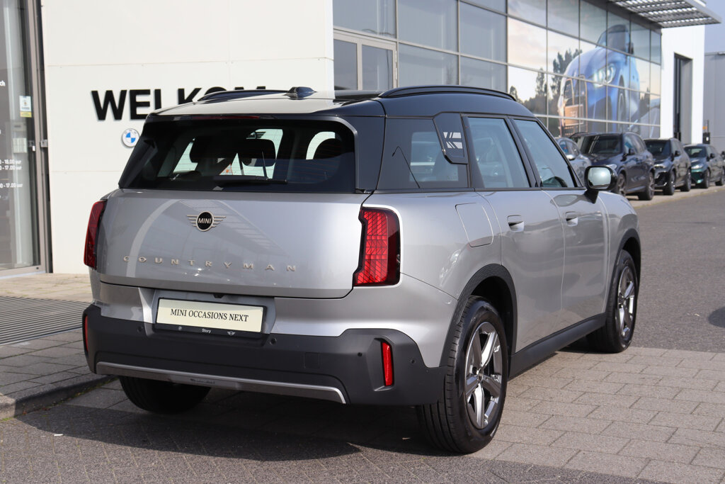 MINI Countryman 8