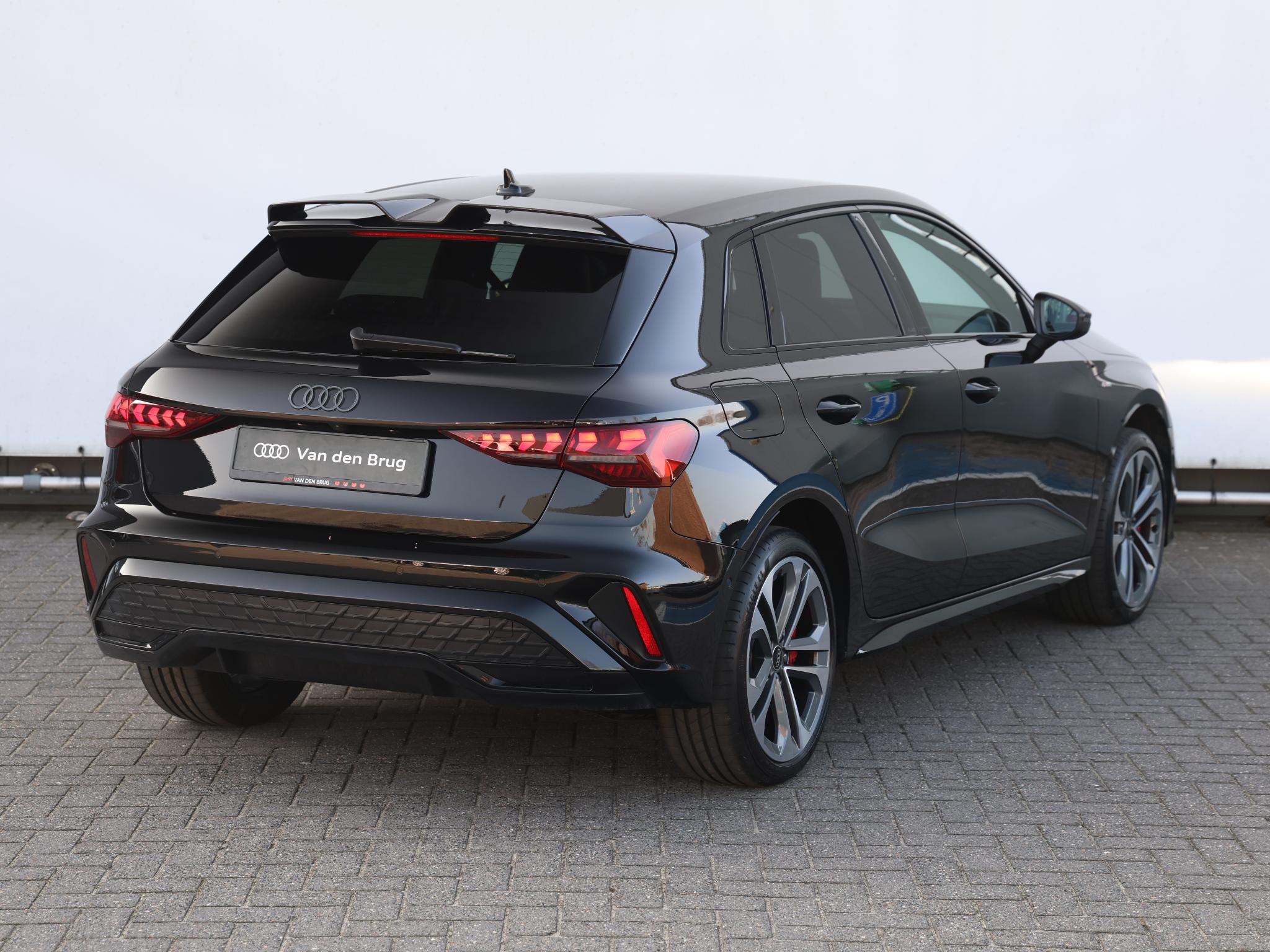 Audi A3 Sportback 45 TFSI e S edition Competition - Afbeelding 5