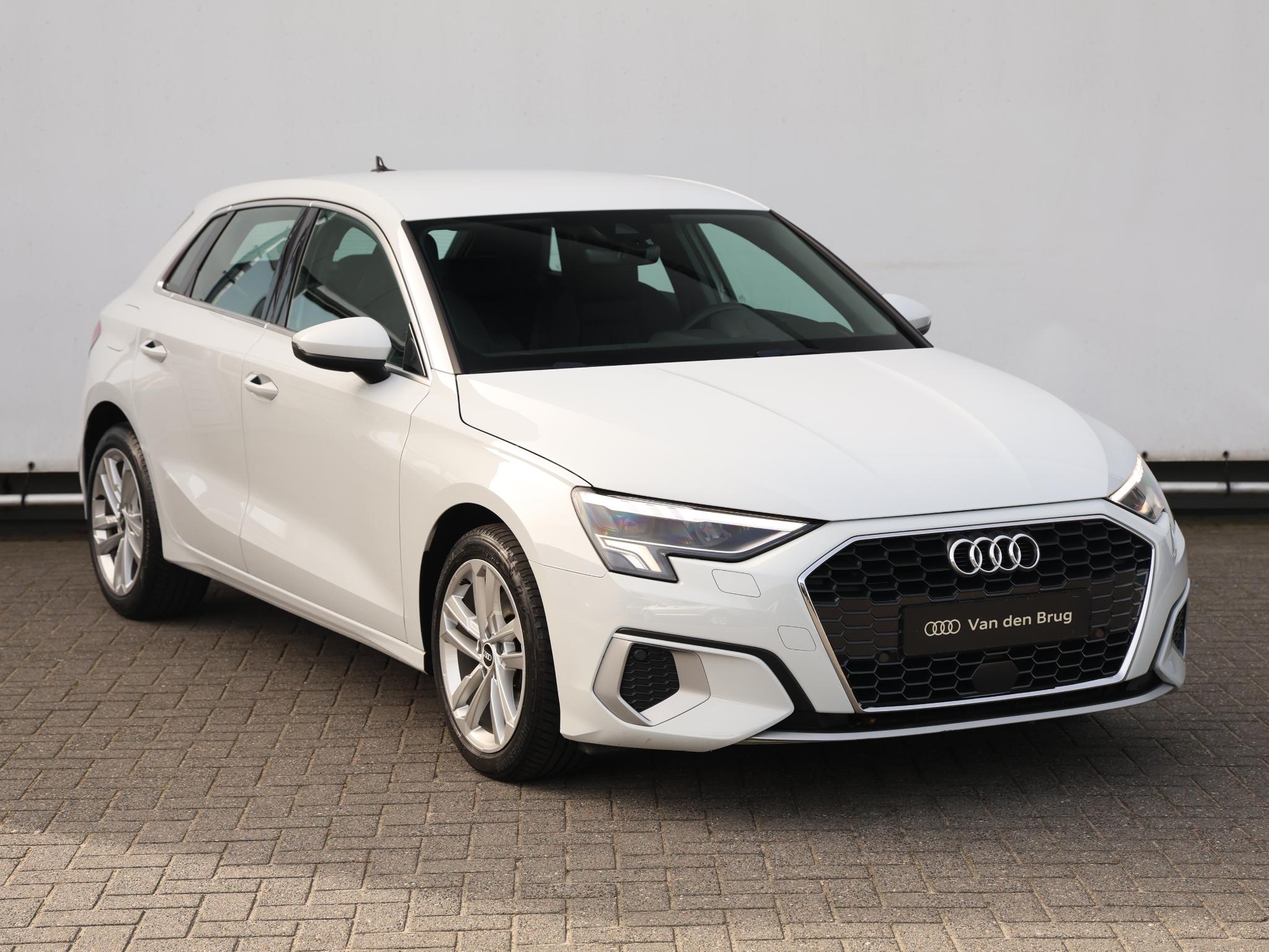 Audi A3 Sportback 30 TFSI Business edition - Afbeelding 3