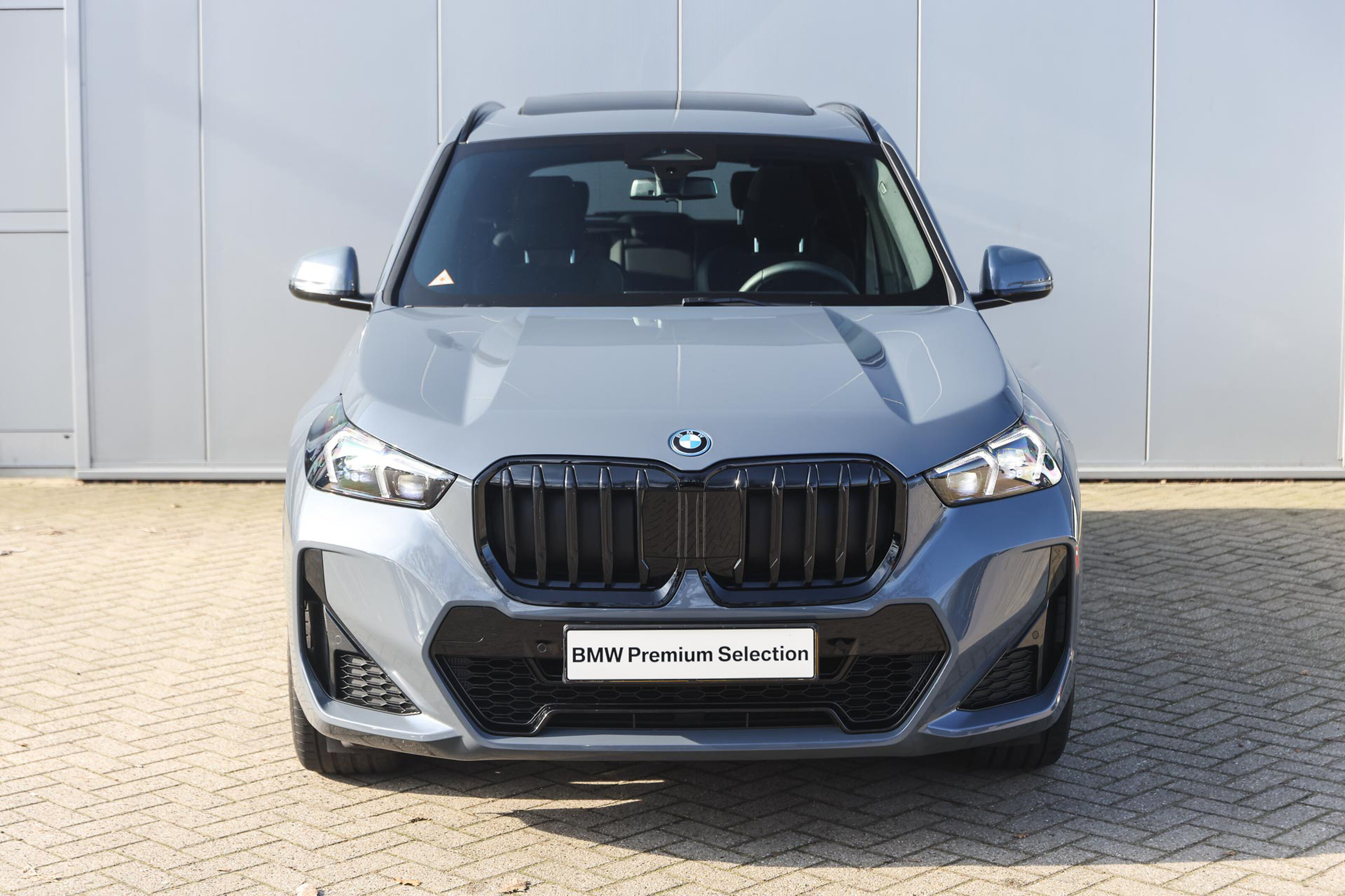 BMW X1 6
