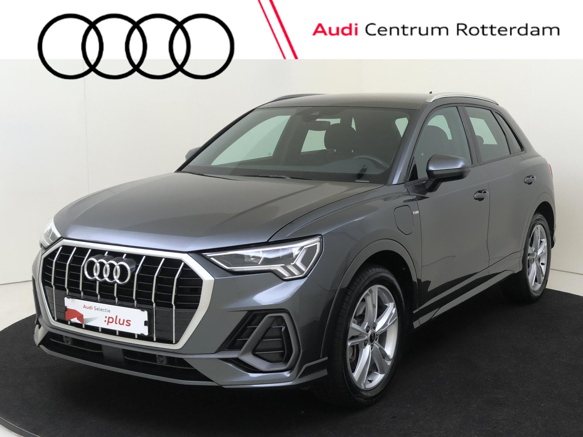 Audi Q3 45 TFSI e S edition