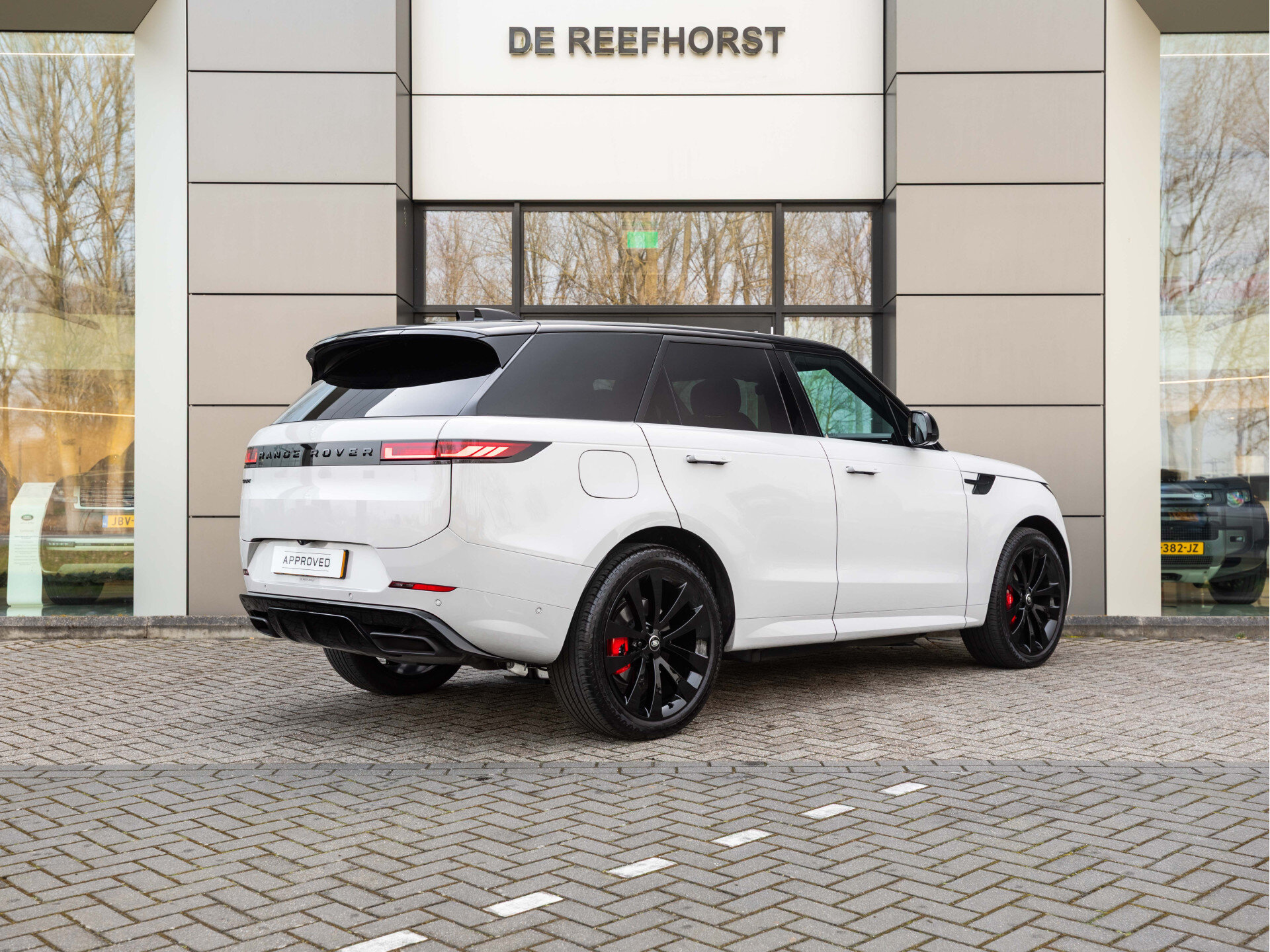 Land Rover Range Rover Sport 3.0 P460e Dynamic SE PHEV - Afbeelding 2
