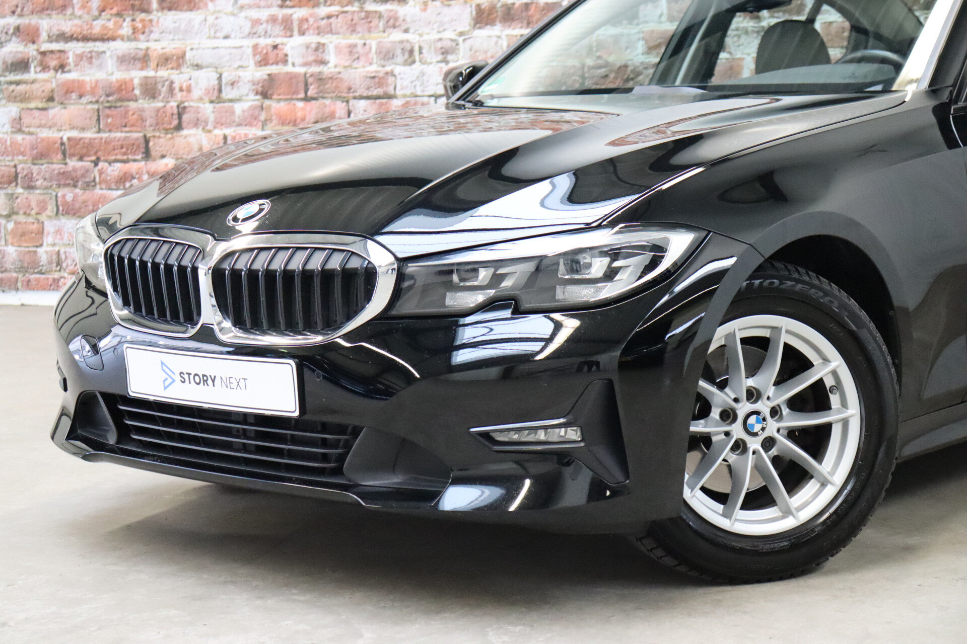 BMW 3 Serie Sedan 320i Executive Edition Automaat - Afbeelding 2