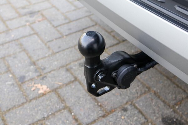 trekhaak uitklapbaar