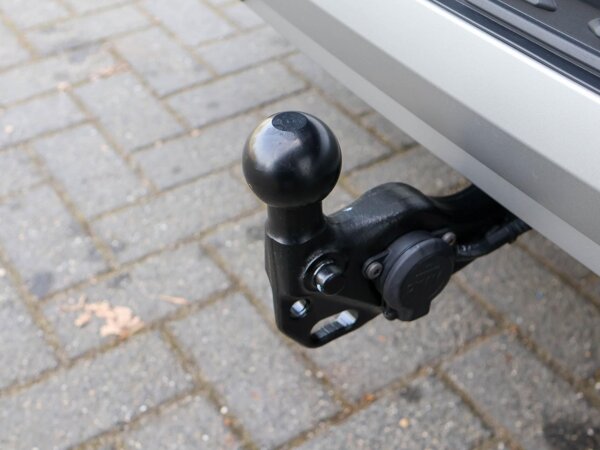 trekhaak uitklapbaar