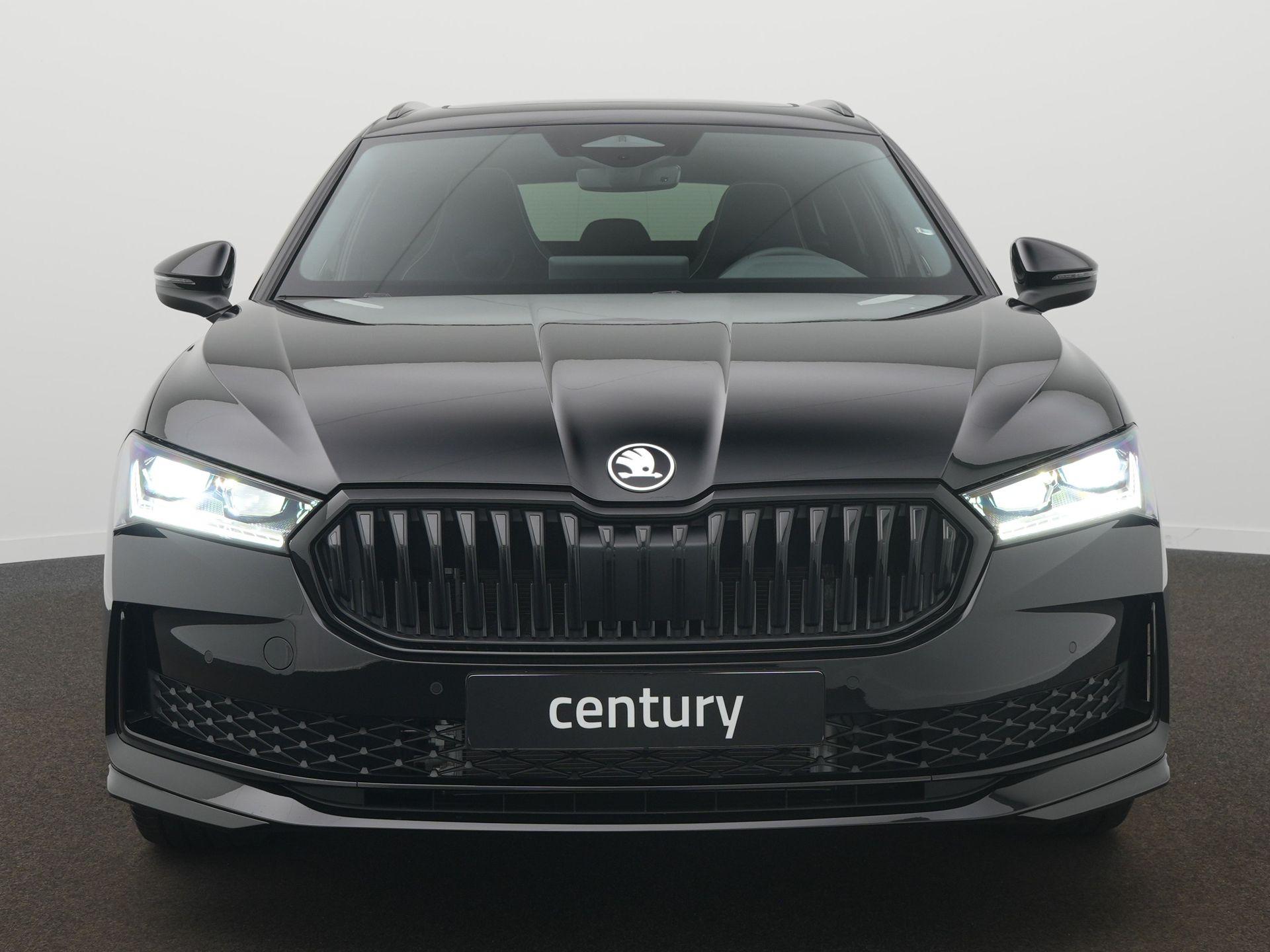 Skoda Superb Combi Sportline Business 1.5 TSI PHEV 150 kW / 204 PK Co - Afbeelding 2