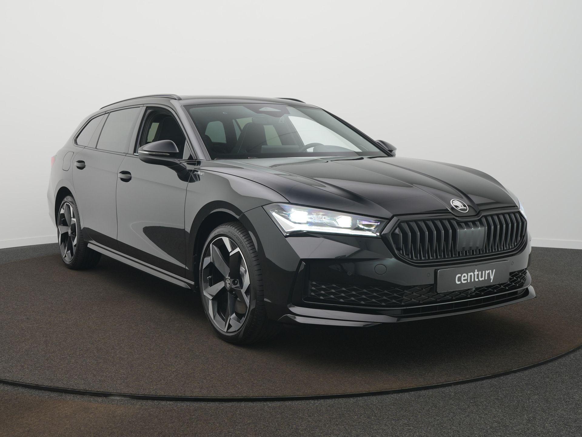 Skoda Superb Combi Sportline Business 1.5 TSI PHEV 150 kW / 204 PK Co - Afbeelding 3