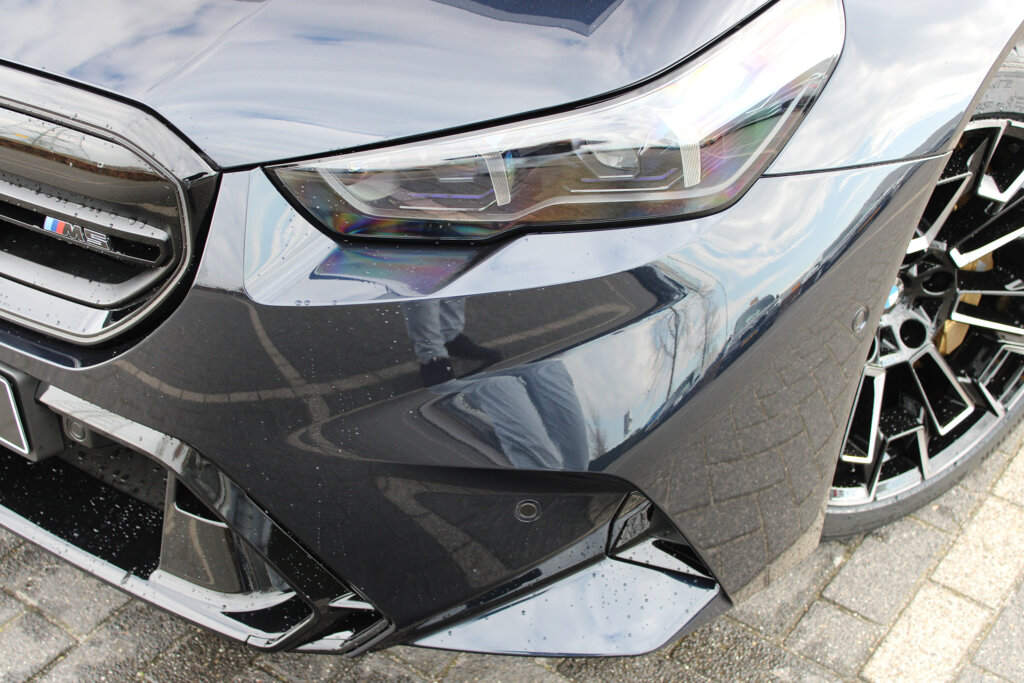 BMW M5 4