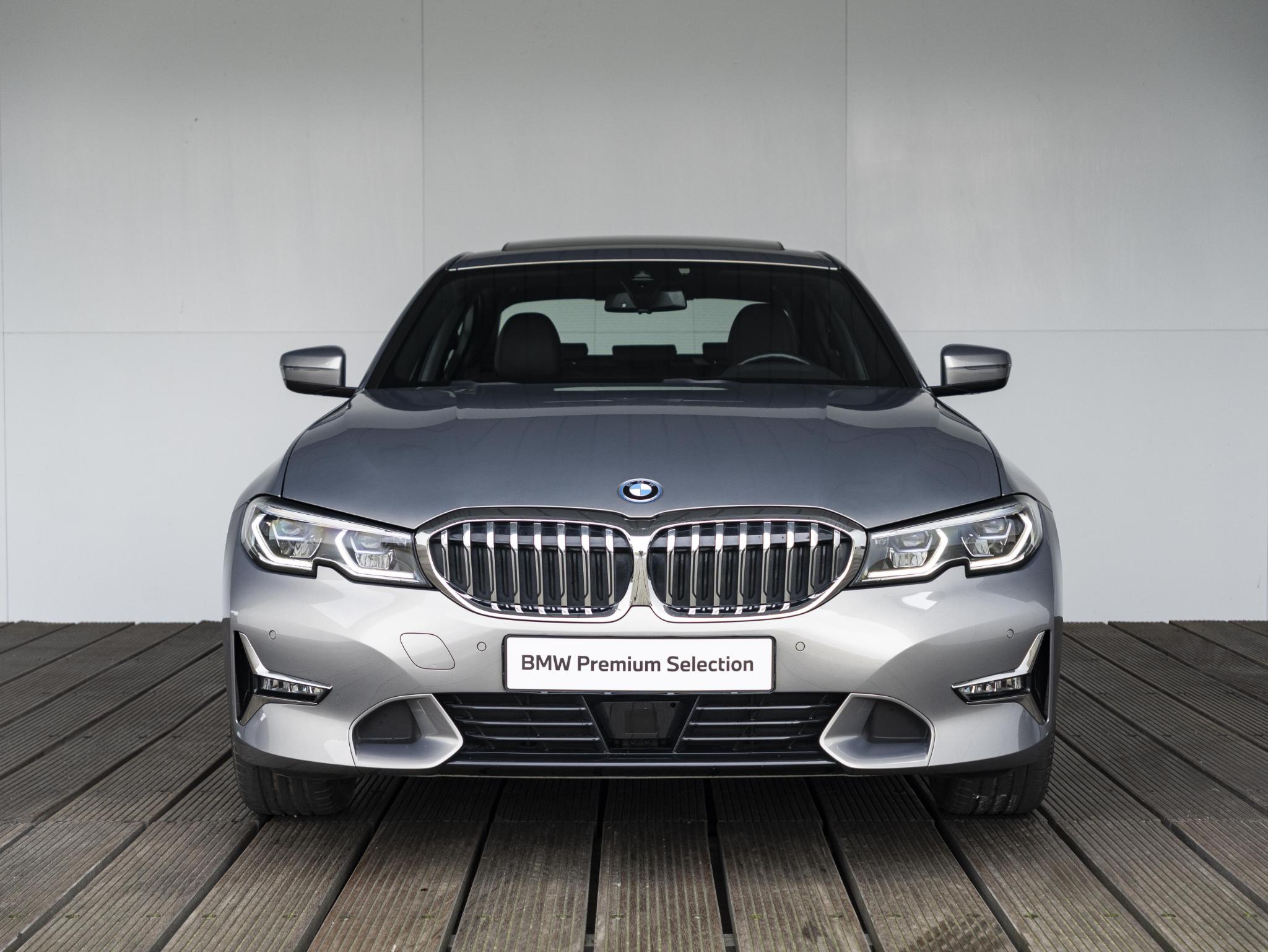 BMW 3 Serie Sedan 320e - Afbeelding 3