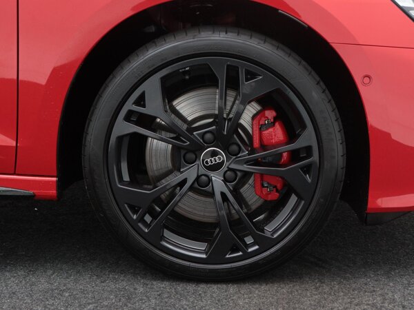 lichtmetalen velgen 6-spaaks 18"