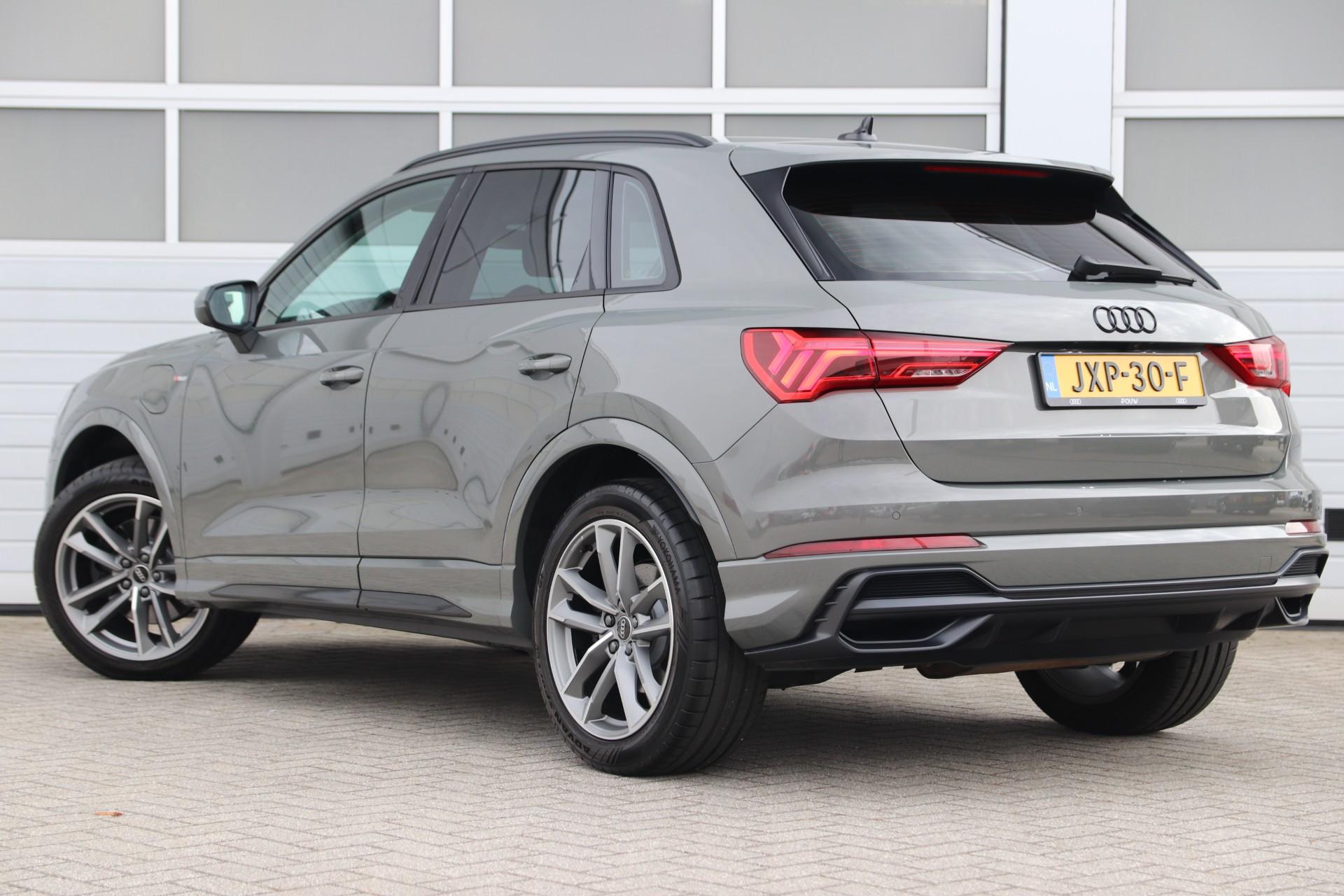 Audi Q3 45 TFSIe 245pk S edition - Afbeelding 2