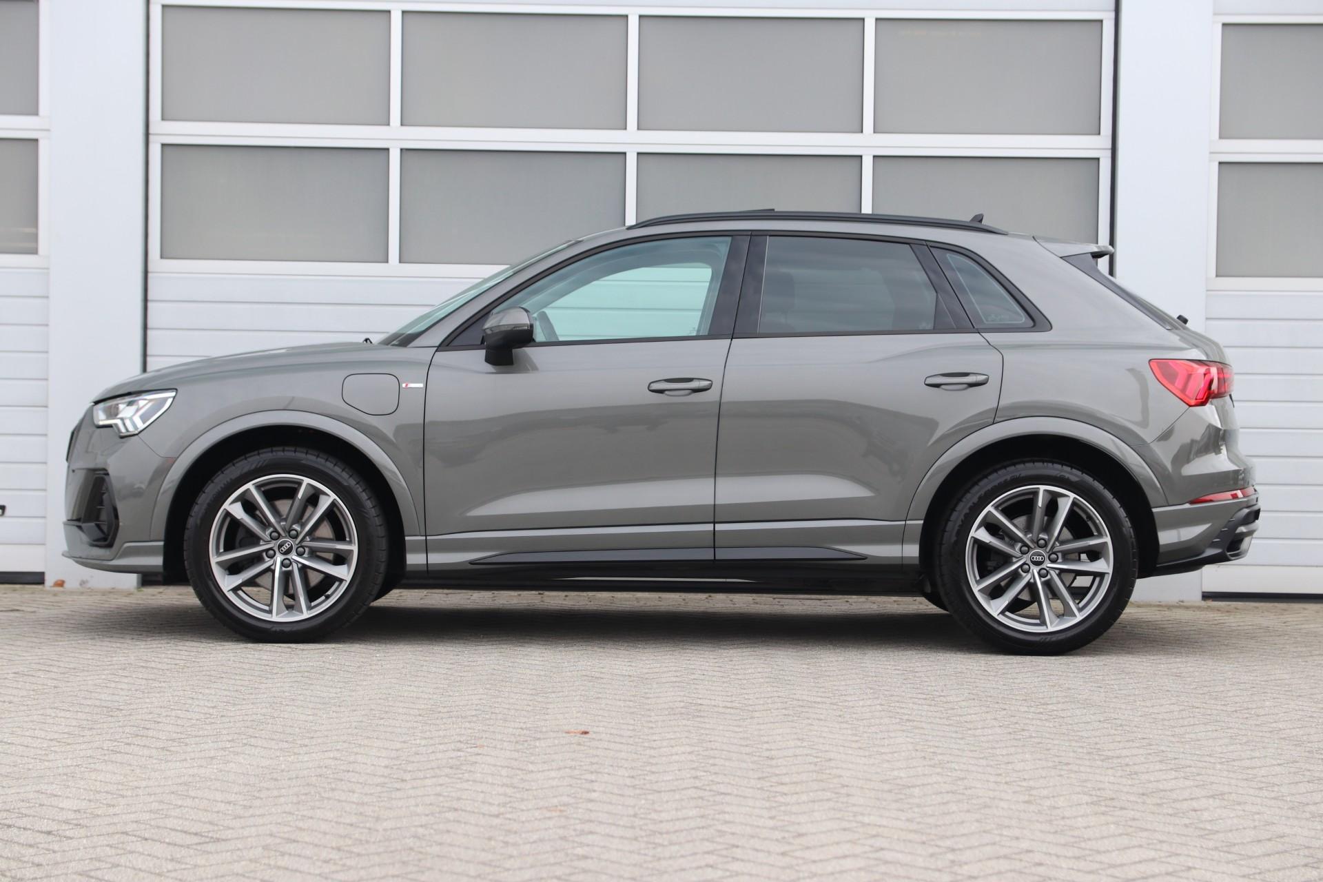 Audi Q3 45 TFSIe 245pk S edition - Afbeelding 3