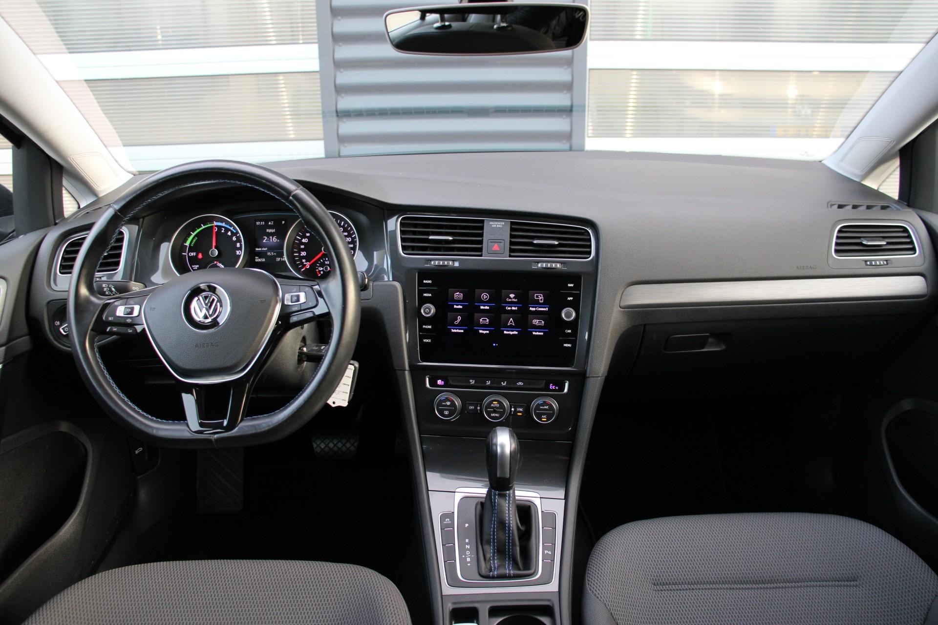 Volkswagen e-Golf 136pk E-DITION 2020 36kW/h - Afbeelding 5